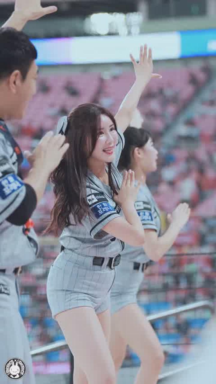 230809 치어리더 유하영 직캠 비디오 썸네일 이미지