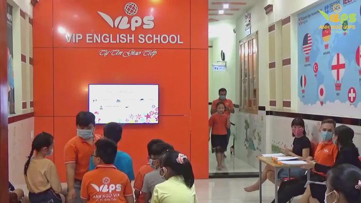 Public Speaking - Movers 4 - Bao Ngoc 비디오 썸네일 이미지