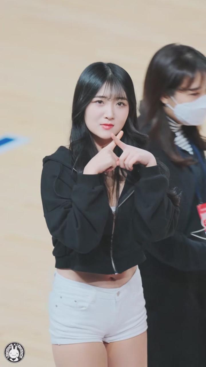 200202 치어리더 임여은 직캠 비디오 썸네일 이미지