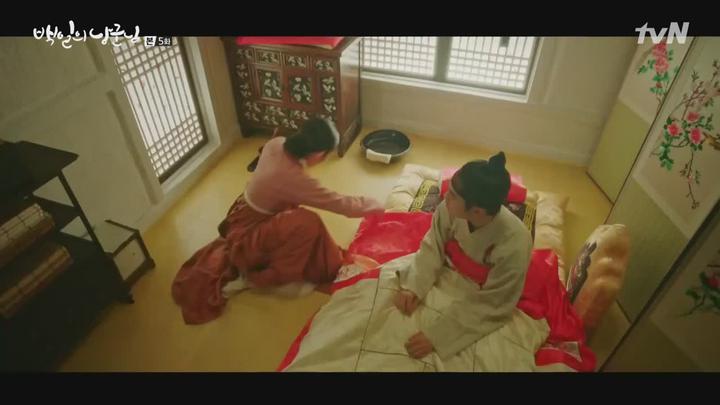 백일의 낭군님.E05.180924.720p-NEXT 비디오 썸네일 이미지