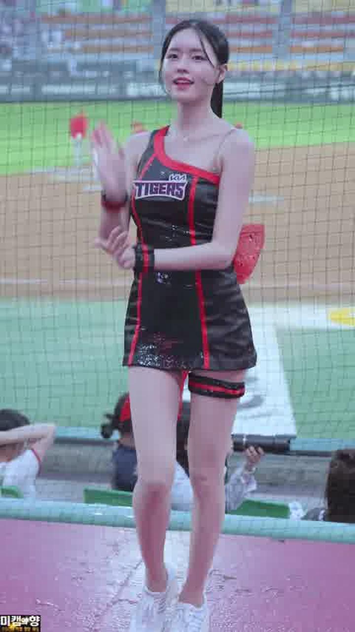 230706 치어리더 박신비 직캠 (2) 비디오 썸네일 이미지