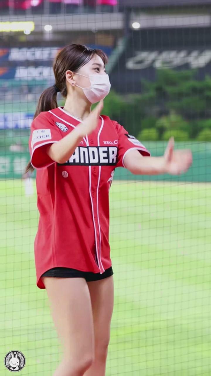 210702 치어리더 목나경 직캠 비디오 썸네일 이미지