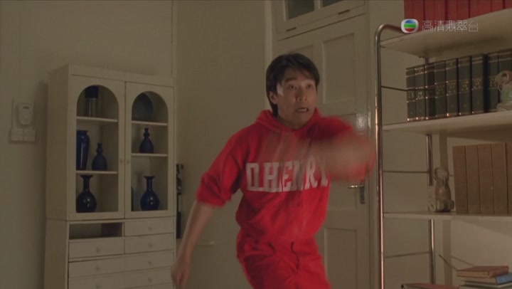 도협 2 상해탄도성 (720P) 고독한 도박! 고수는 느낌으로 배팅을 결정한다! 전설의 도박황제들이 대륙끝에서 달려온다! 주성치 공리 여량위 천십 비디오 썸네일 이미지