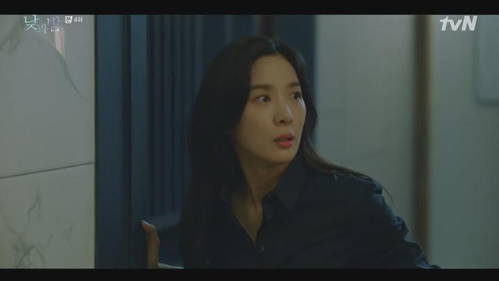 낮과 밤.E04.201208.720p-NEXT 비디오 썸네일 이미지