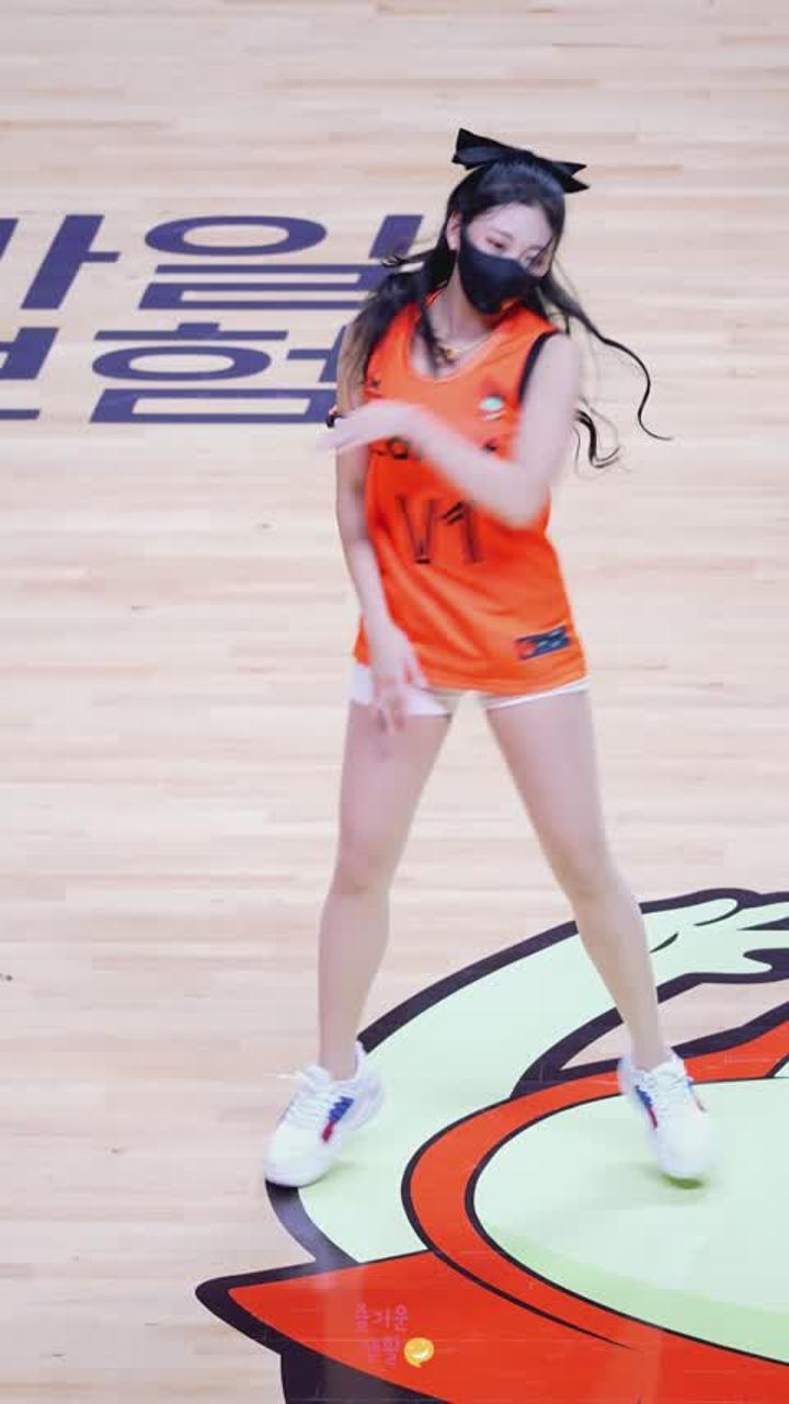 230105 치어리더 조예린 직캠 (4) 비디오 썸네일 이미지