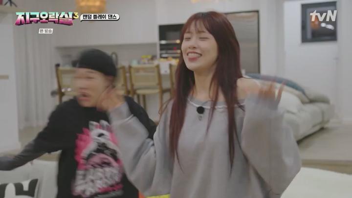 뿅뿅 지구오락실 3.E09.250620.720p.KANNA 비디오 썸네일 이미지