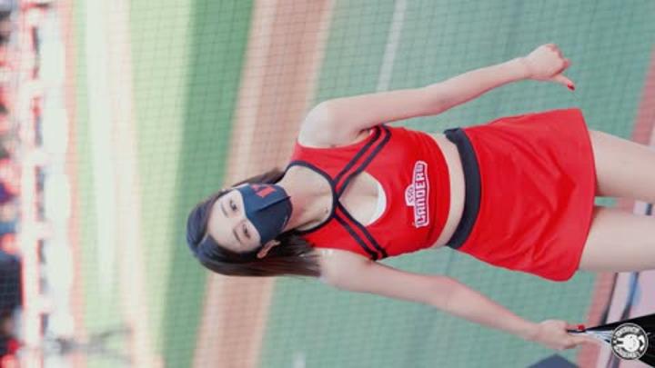 220410 치어리더 이시아 직캠 비디오 썸네일 이미지