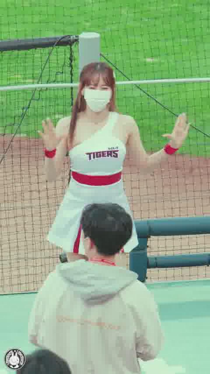 210509 치어리더 김한나 직캠 비디오 썸네일 이미지