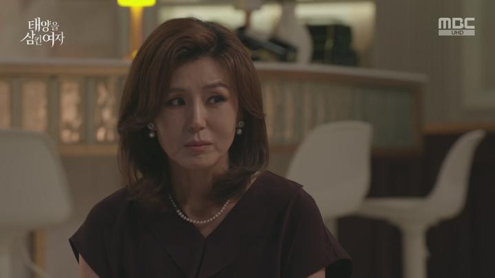 태양을 삼킨 여자.미소야 이제 엄만 준비가 됐어.E32.250722.1080p.H264-F1RST 비디오 썸네일 이미지