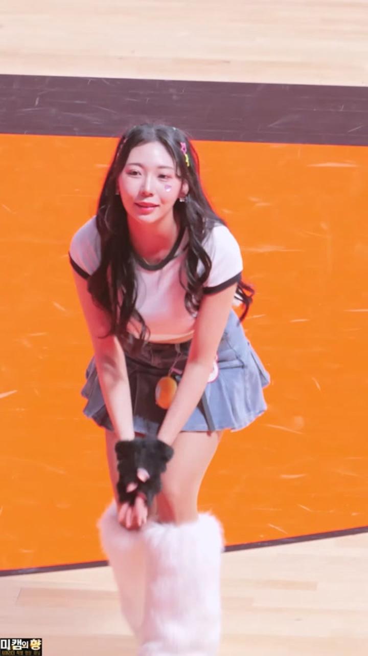 230219 치어리더 조예린 직캠 (2) 비디오 썸네일 이미지