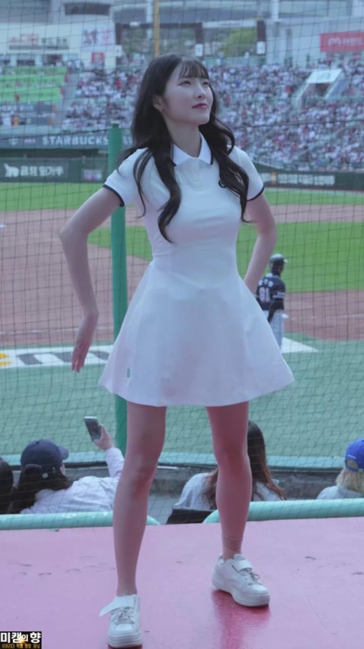 230430 치어리더 이다영 직캠 비디오 썸네일 이미지