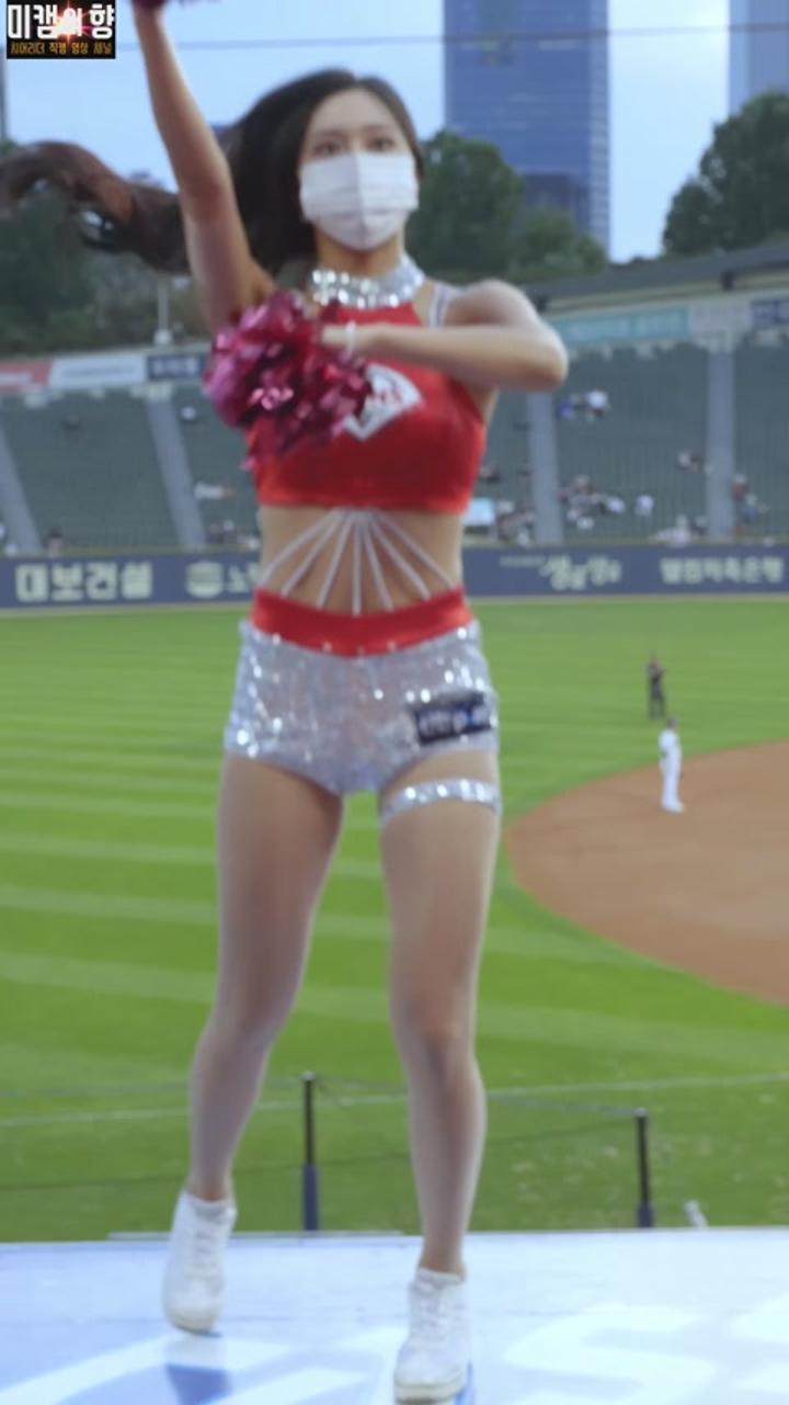 220914 치어리더 유세리 직캠 비디오 썸네일 이미지