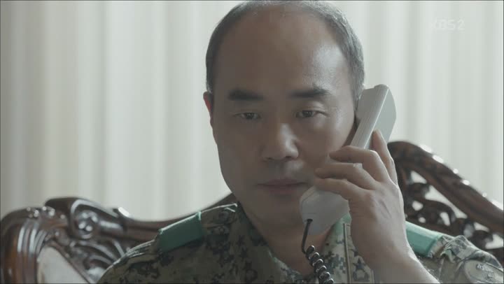 태양의 후예 E04 비디오 썸네일 이미지