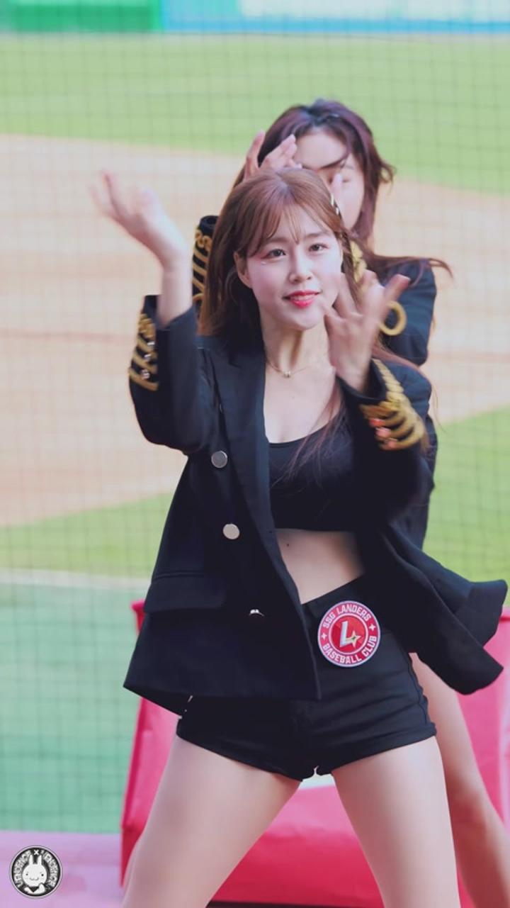 240410 치어리더 김도아 직캠 (4) 비디오 썸네일 이미지