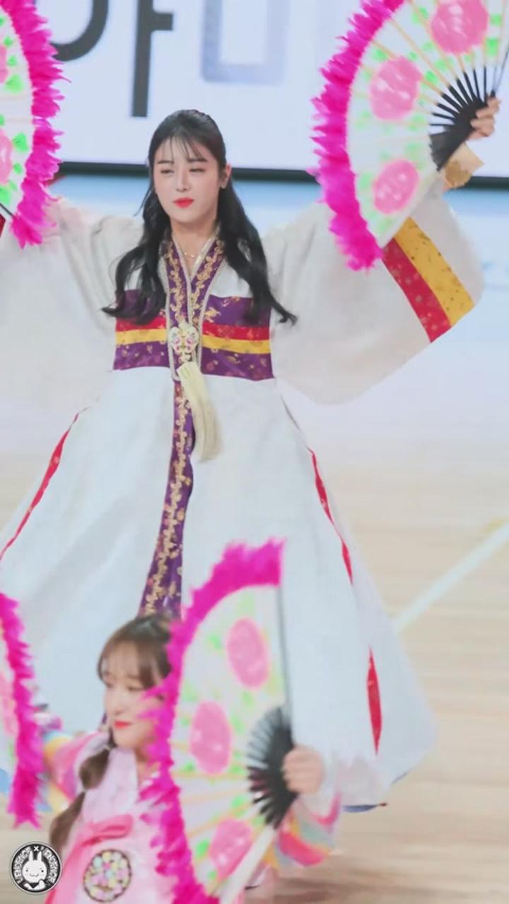 200127 치어리더 신세희 직캠 (1) 비디오 썸네일 이미지