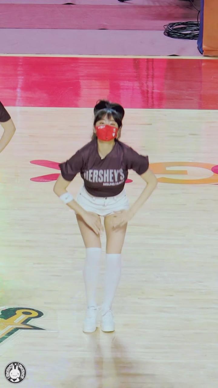 210403 치어리더 안지현 직캠 (1) 비디오 썸네일 이미지