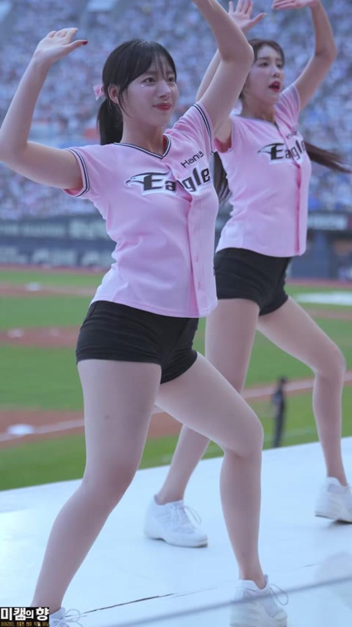 240824 치어리더 하지원 직캠 (4) 비디오 썸네일 이미지