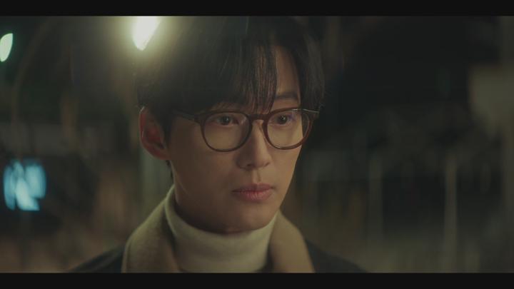 우리 영화.E05.250627.1080p.DSNP.WEB-DL.AAC2.0.H.264-MrHulk 비디오 썸네일 이미지