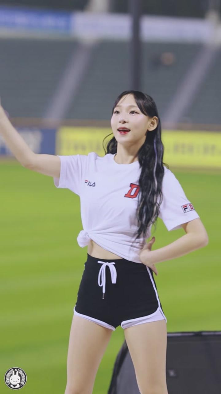 240425 치어리더 정희정 직캠 (7) 비디오 썸네일 이미지