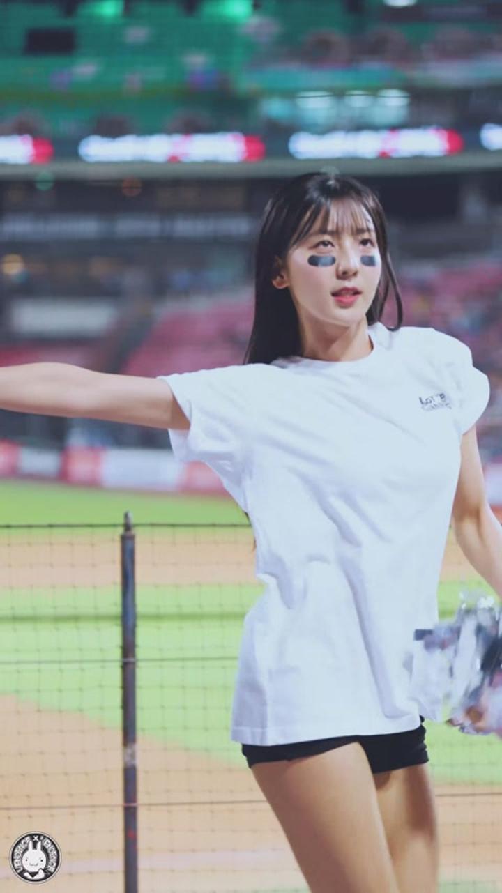 240620 치어리더 목나경 직캠 비디오 썸네일 이미지