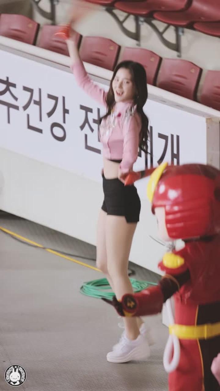 200107 치어리더 김해리 직캠 (2) 비디오 썸네일 이미지