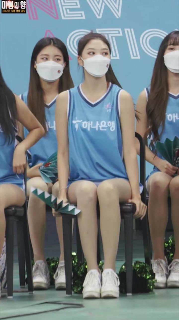 221110 치어리더 유수아 직캠 비디오 썸네일 이미지