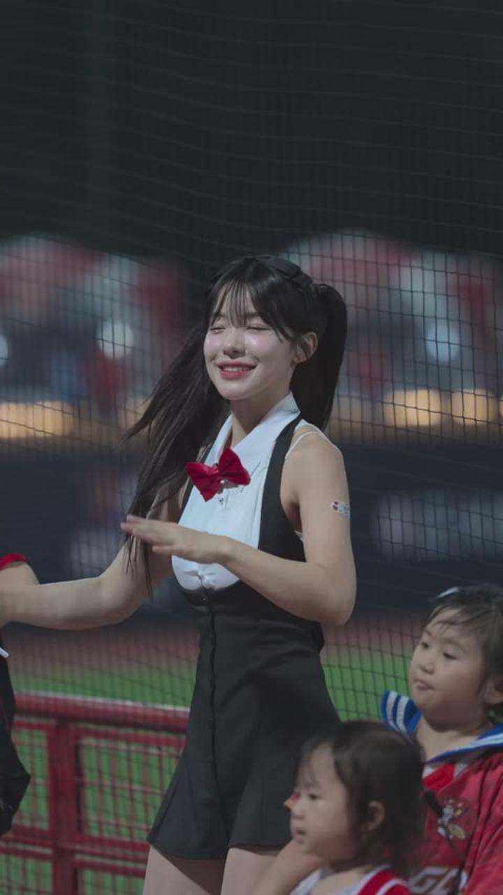 치어리더 이다혜 직캠 Cheerleader (158) 비디오 썸네일 이미지