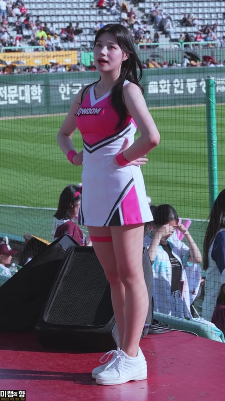 230604 치어리더 이예빈 직캠 (2) 비디오 썸네일 이미지