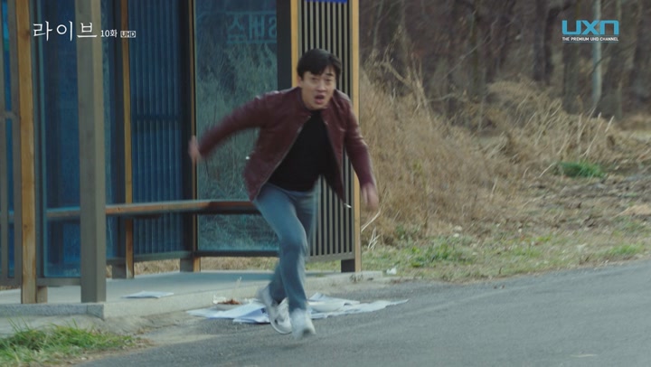 [UXN] 라이브.E10.UHDTV.60fps.x265.AAC.1080p-Once 비디오 썸네일 이미지