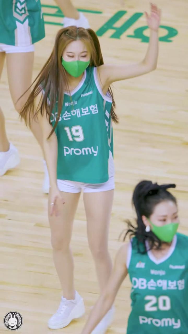 210124 치어리더 유세리 직캠 (1) 비디오 썸네일 이미지