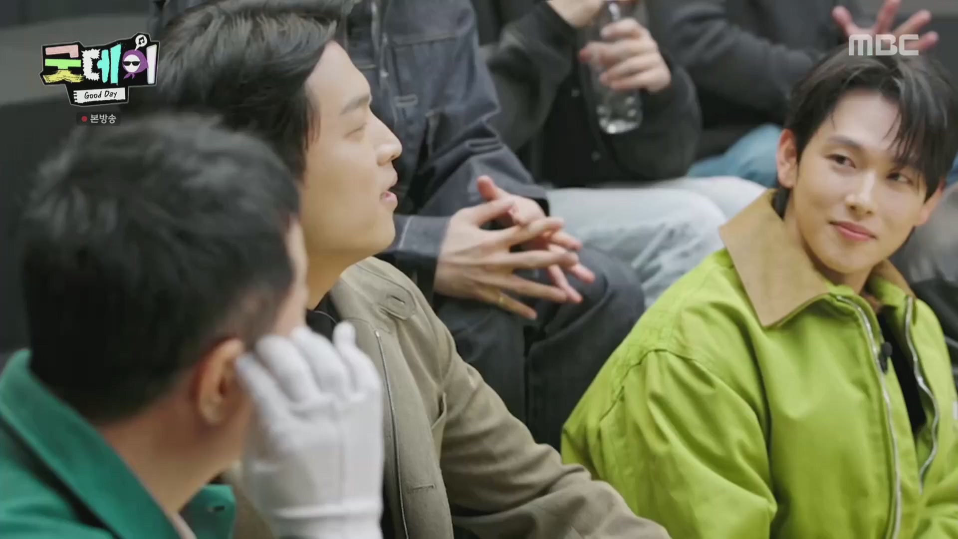 썸네일 이미지