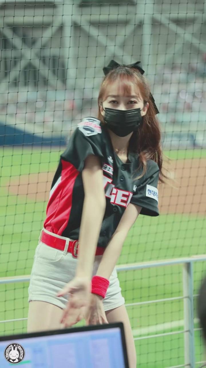 220629 치어리더 정가예 직캠 (1) 비디오 썸네일 이미지