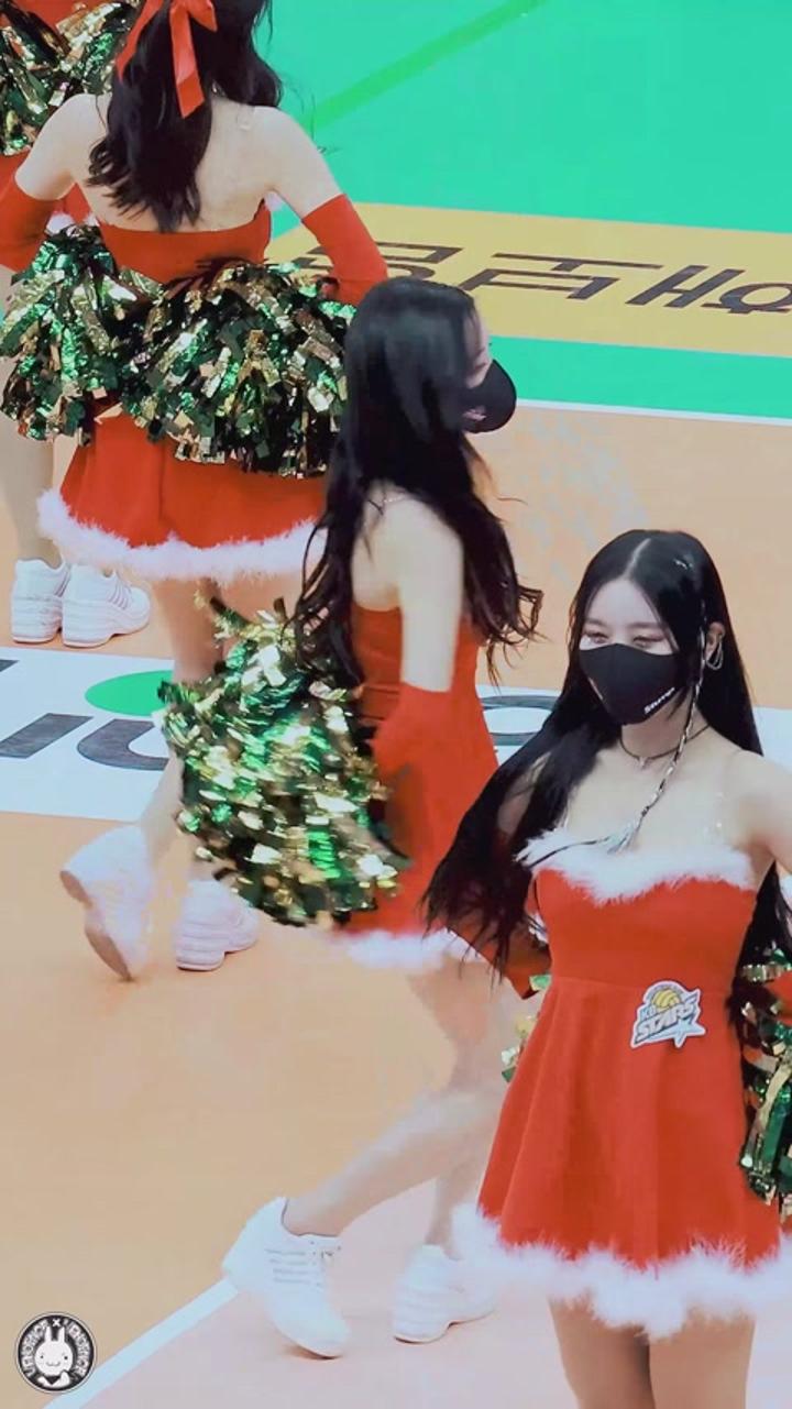 211223 치어리더 안이랑 직캠 (2) 비디오 썸네일 이미지