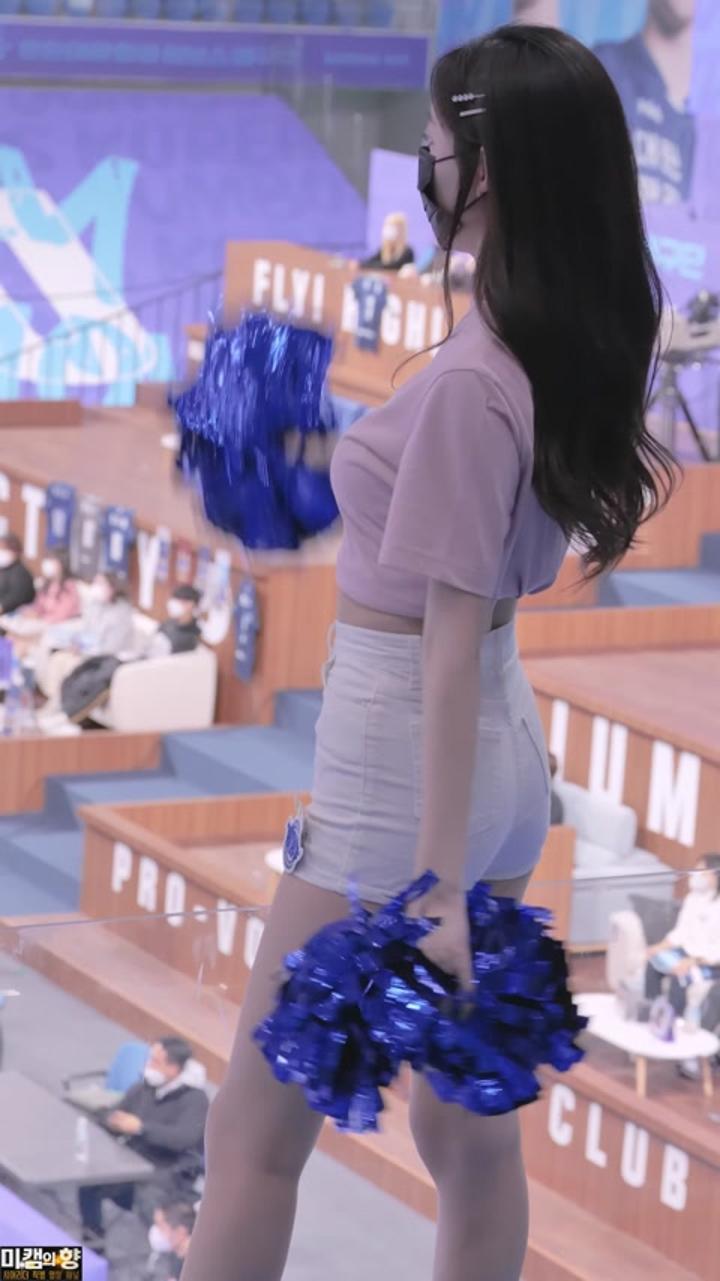 221130 치어리더 정지호 직캠 비디오 썸네일 이미지
