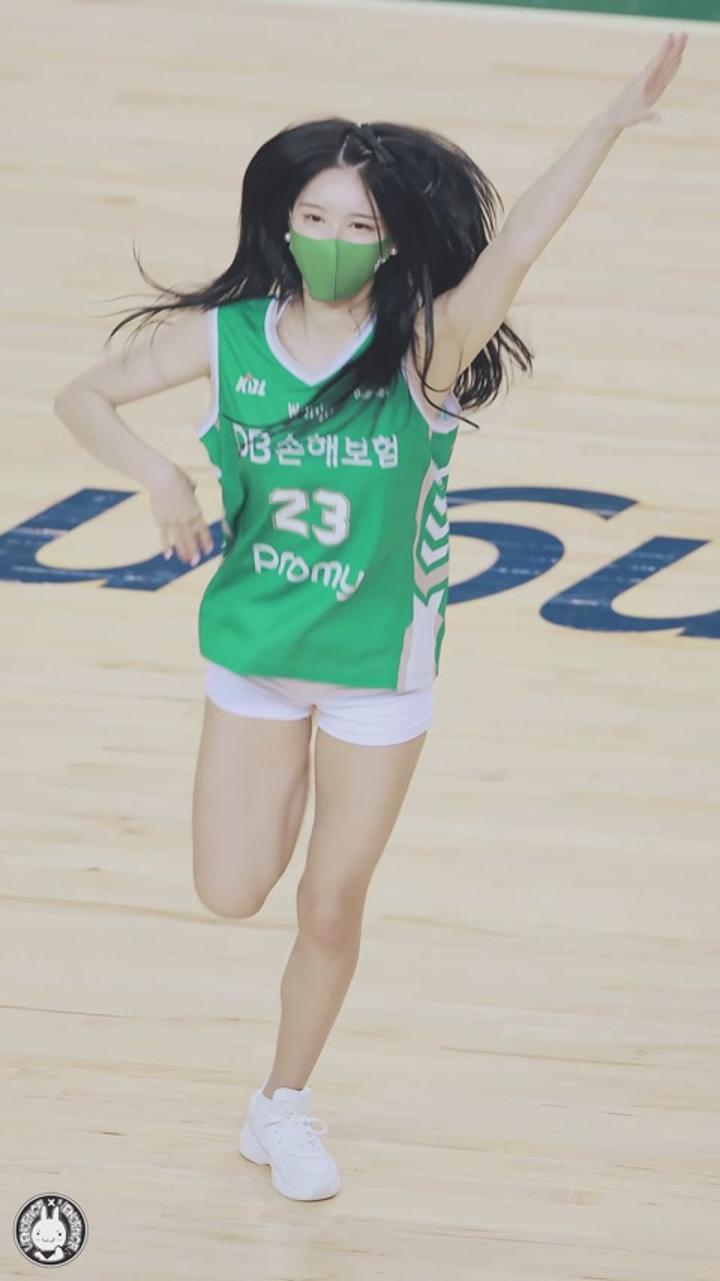 210207 치어리더 원민주 직캠 비디오 썸네일 이미지