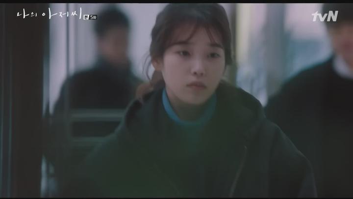 나의 아저씨 E05.180404.1080p-NEXT 비디오 썸네일 이미지