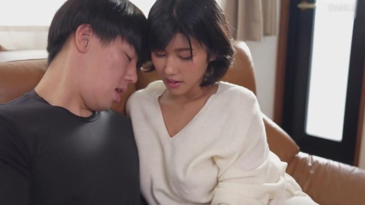[옆집 어머니는 여자 친구보다 더 조여줘] 여자친구를 잊게 만든 옆집 어머니_bkmv 비디오 썸네일 이미지