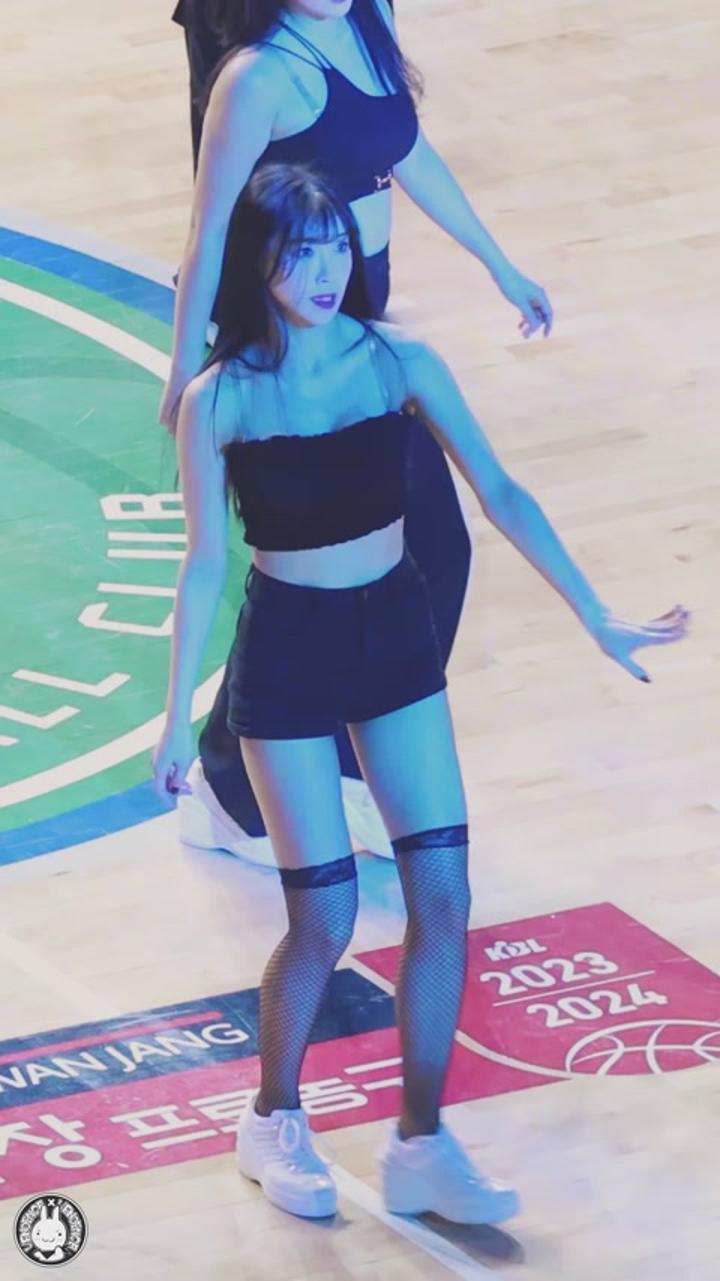 240121 치어리더 김도희 직캠 (2) 비디오 썸네일 이미지