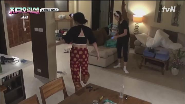 뿅뿅 지구오락실.E07.220805.1080p.WANNA 비디오 썸네일 이미지
