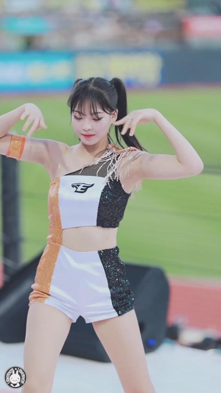 230808 치어리더 최석화 직캠 (3) 비디오 썸네일 이미지