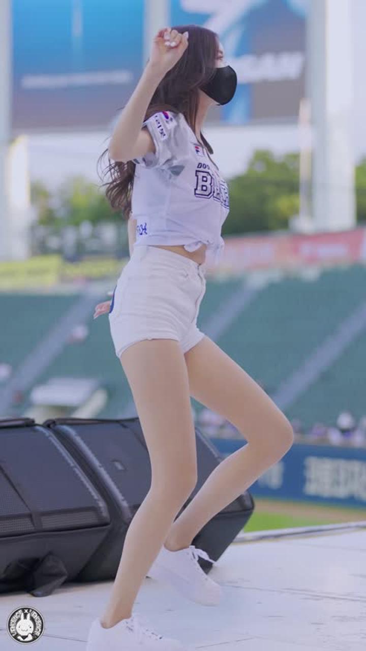 210615 치어리더 김다정 직캠 (1) 비디오 썸네일 이미지