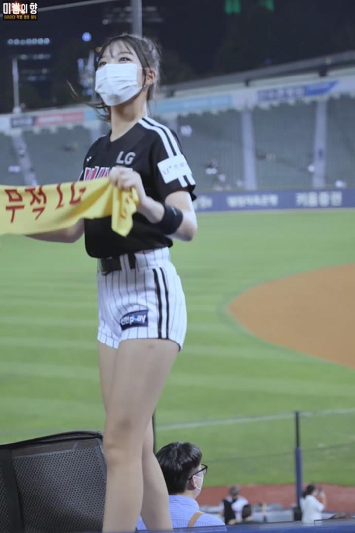 220913 치어리더 최석화, 김도희 직캠 비디오 썸네일 이미지