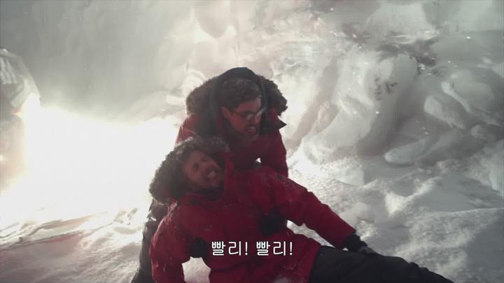 제이슨모모아 아쿠아맨 2 잃어버린 왕국 1080p 완벽자막 비디오 썸네일 이미지
