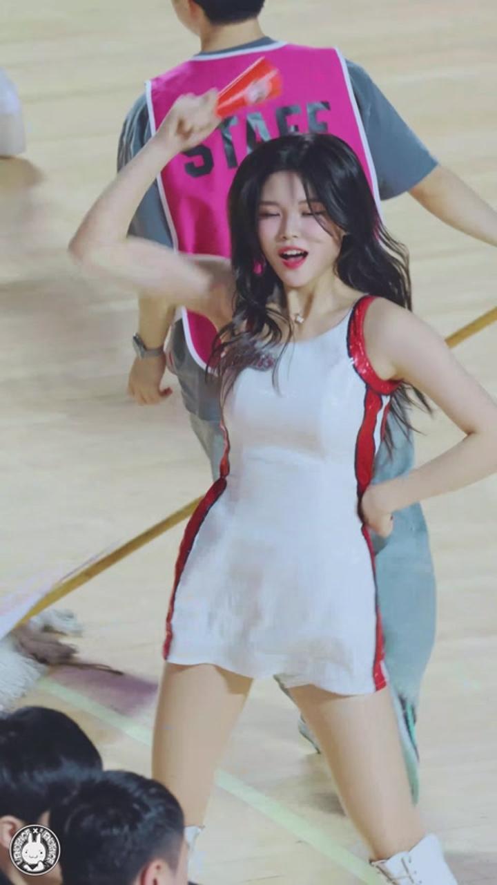 240301 치어리더 정서연 직캠 비디오 썸네일 이미지