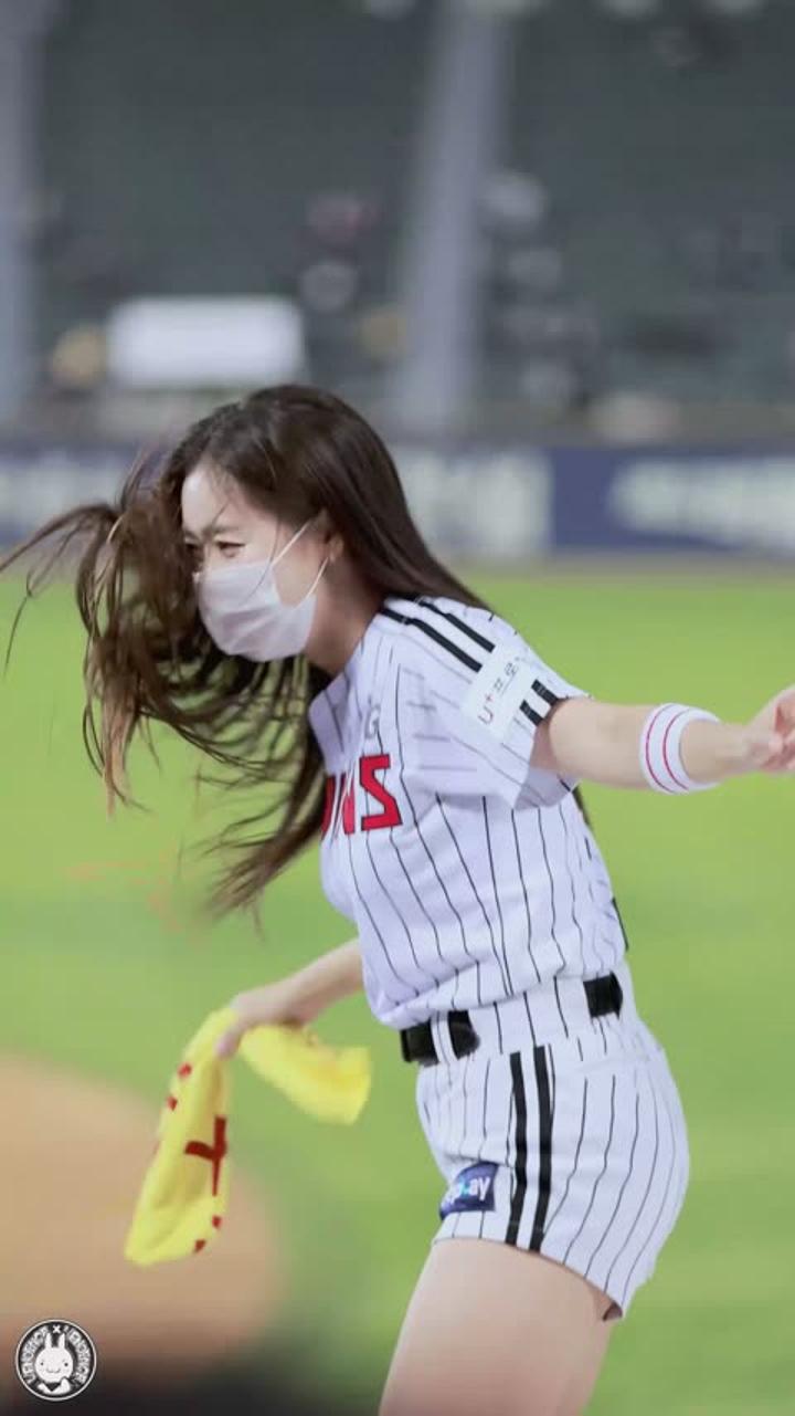 220510 치어리더 정다혜 직캠 비디오 썸네일 이미지