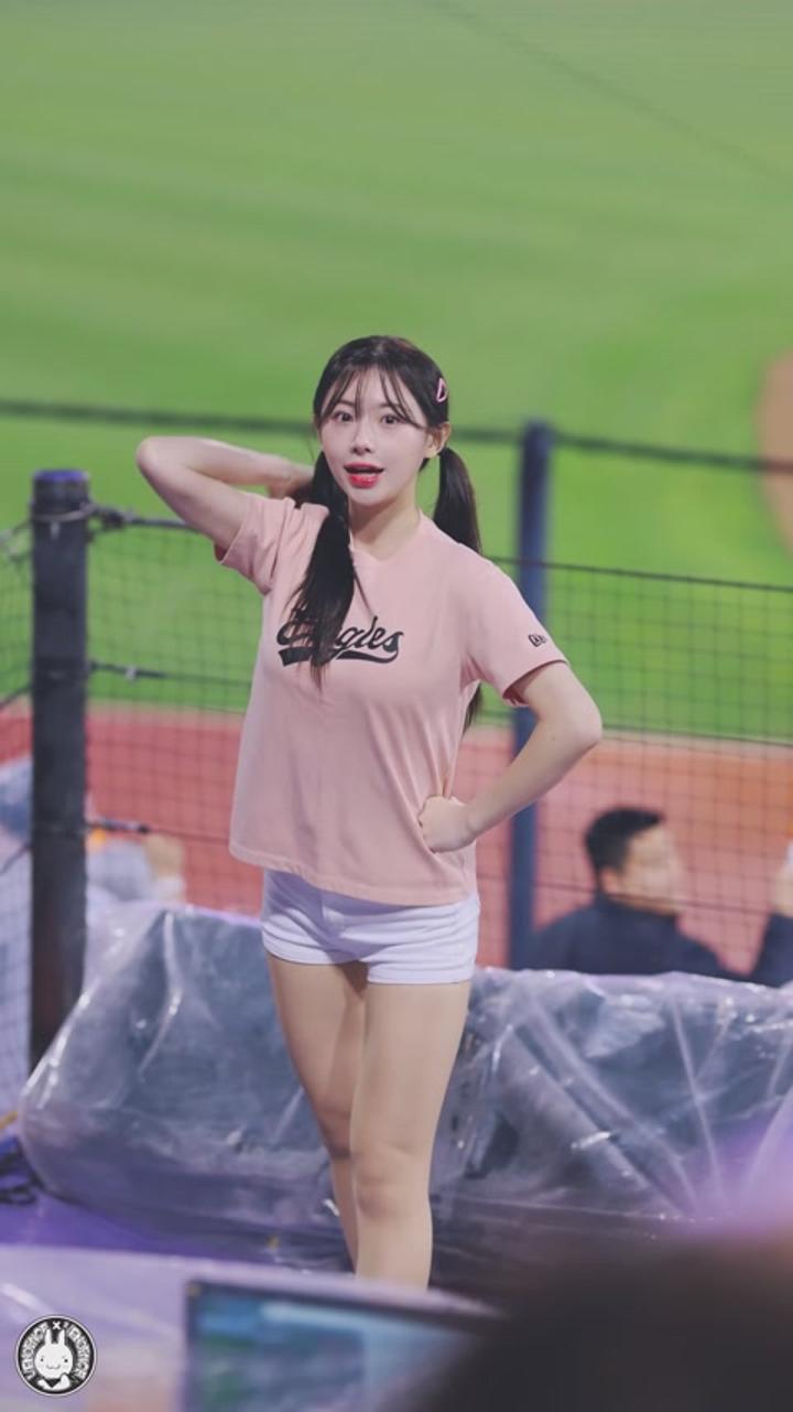 240423 치어리더 김나연 직캠 (3) 비디오 썸네일 이미지