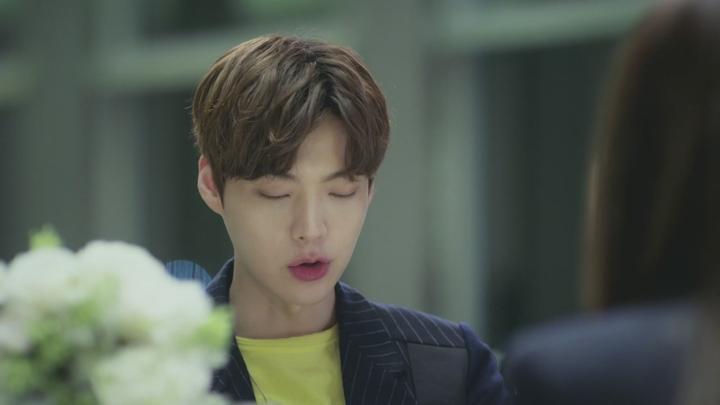 신데렐라와 네 명의 기사 S01E05.720p.NF.WEB-DL.DDP2.0.x264-Ao 비디오 썸네일 이미지