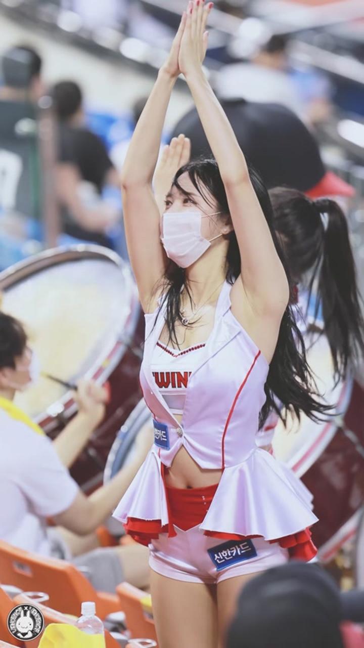 200813 치어리더 원민주 직캠 비디오 썸네일 이미지