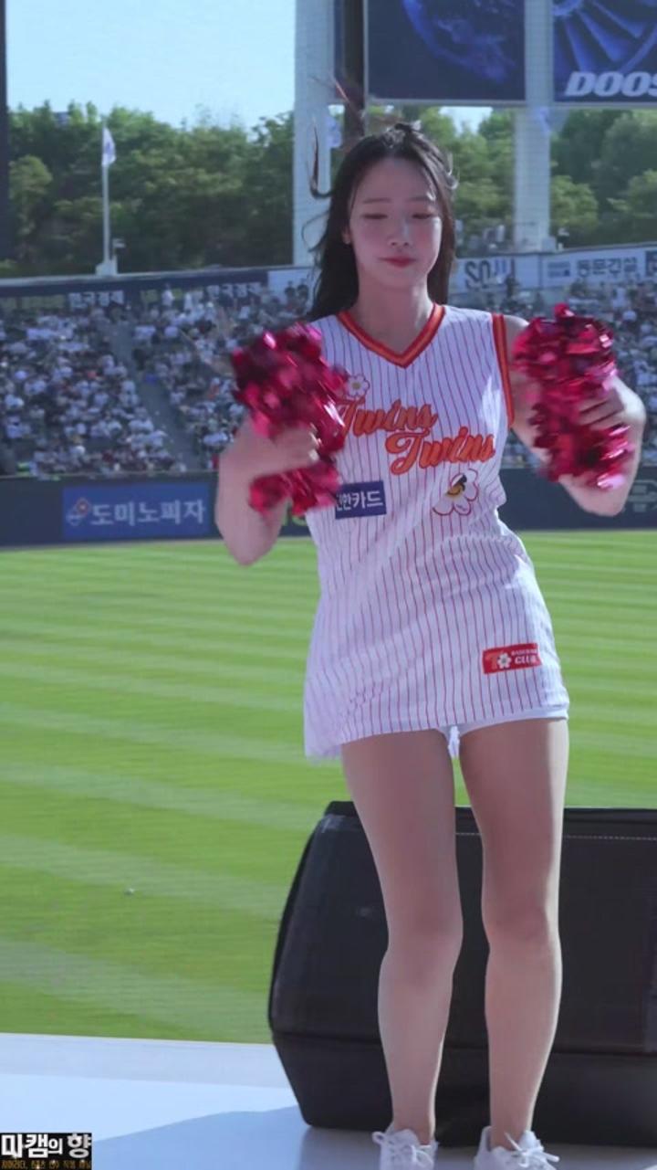 240601 치어리더 오윤솔 직캠 (1) 비디오 썸네일 이미지