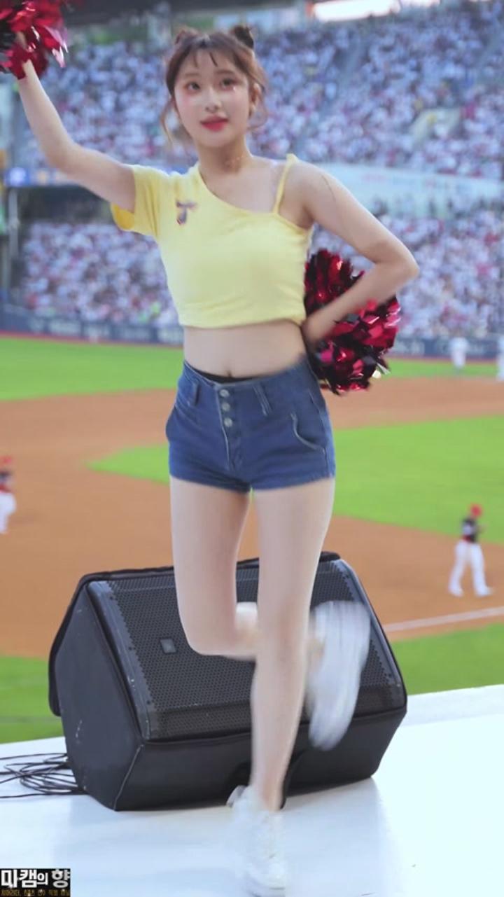 240608 치어리더 이주은 직캠 (8) 비디오 썸네일 이미지